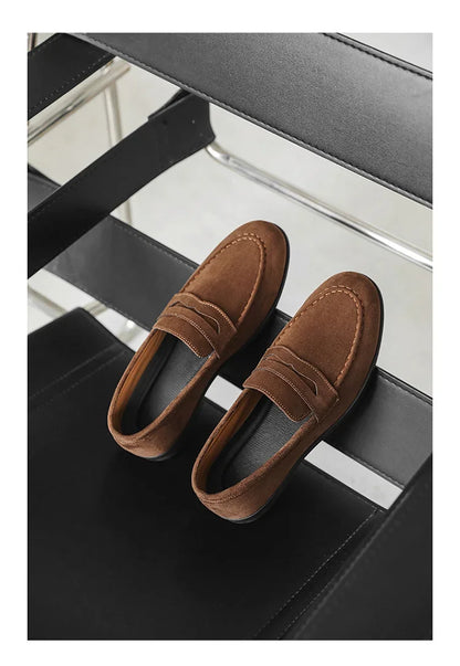 Retro Brown Men's Loafers Comfortable Suede Leather Casual Shoes Man Slip-on Shoes Flat Moccasins For Men zapatos de hombre
