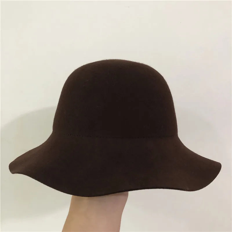 Hat Women's Autumn Wave Curled English Retro Versatile Fisherman Hat Fashion Hepburn Style Woolen Top Hat