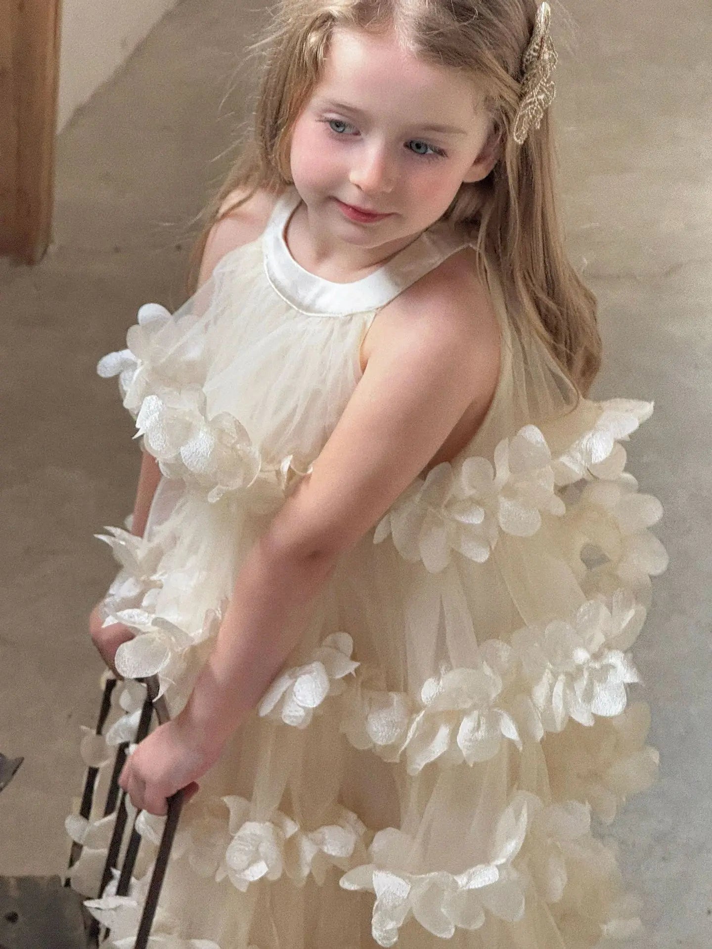 2025 Spring Summer New Children Clothing Girls Neck Hanging Flower Layered Long Dress Korean Children Birthday Princess Dress