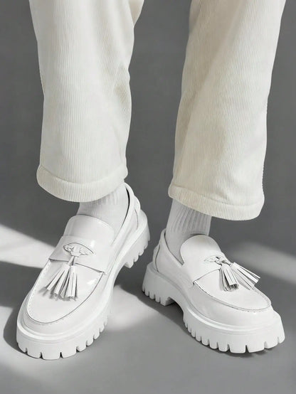 Fashion Tassel Thick Sole Leather Men's Shoes Loafers Slip-On Business Dress Shoes For Gentleman Glossy Formal Party White Shoes