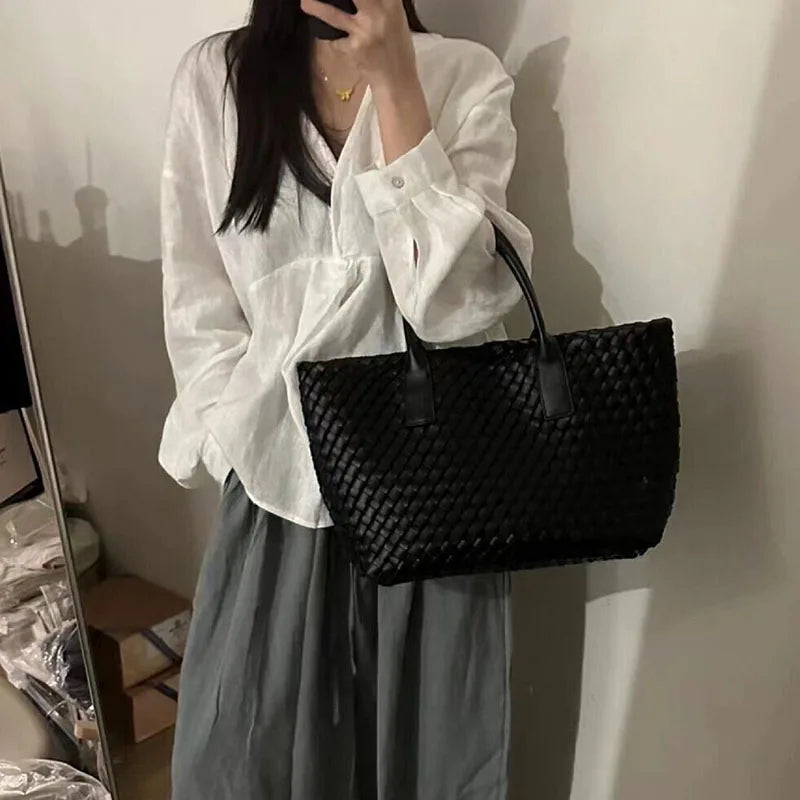 2025 Autumn/Winter New Fashion Big Bag Large Capacity Woven Bag Women'S Handbag Neutral Tote Bag Pu Shoulder Bag