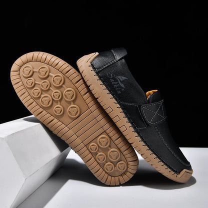 Handmade Men's Slip On Loafers Soft Leather Shoes Lightweight Breathable Driving Shoes Non Slip Daily Casual Outdoor Sneakers