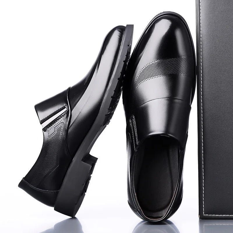 Designer Leather Shoes for Men Spring Autumn Business Casual Shoes Male Fashion Solid Color Wedding Shoe Man