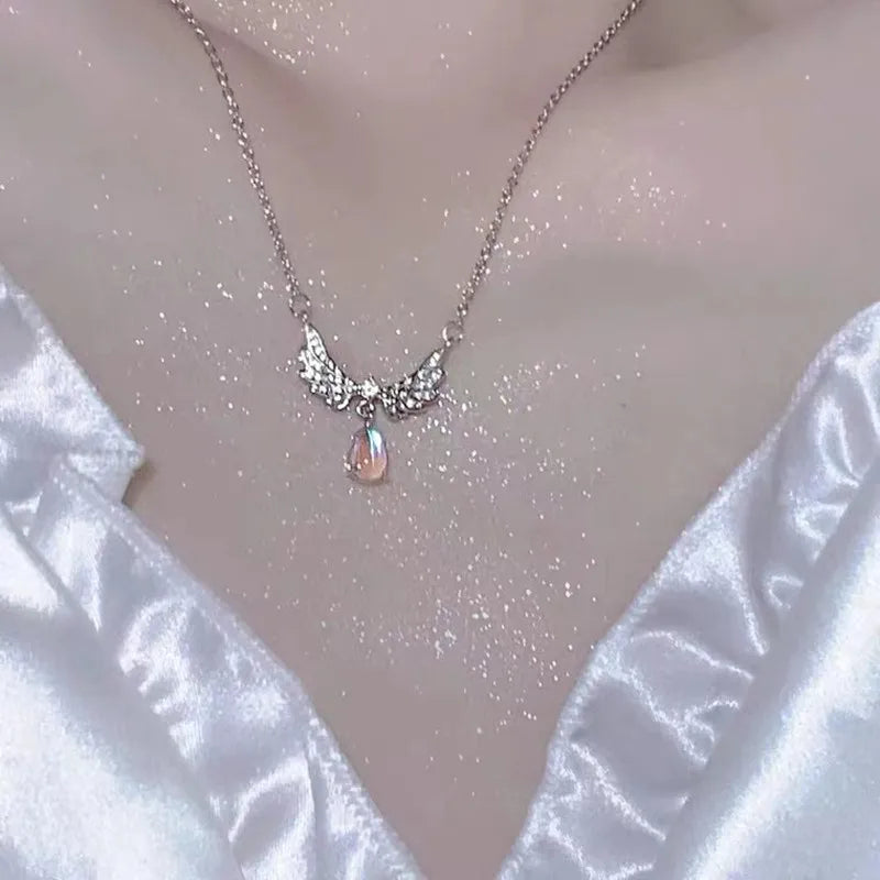 Heart Shape Pendant Necklaces Silver Color 5A Cubic Zirconia Minimalist Style Clavicle Chain Women And Girl Jewelry