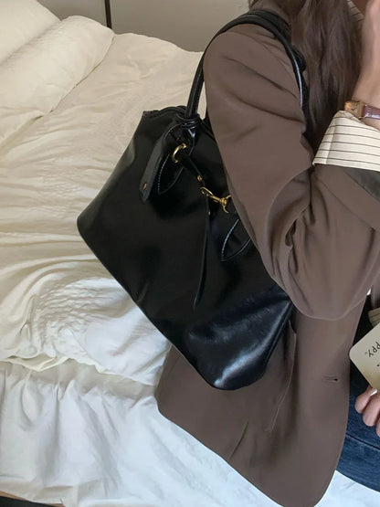 Vintage Designer Luxury Tote Bag Casual Lage Capacity Women's Shoulder Bag Simple Commuting PU Leather Ladies Handbags