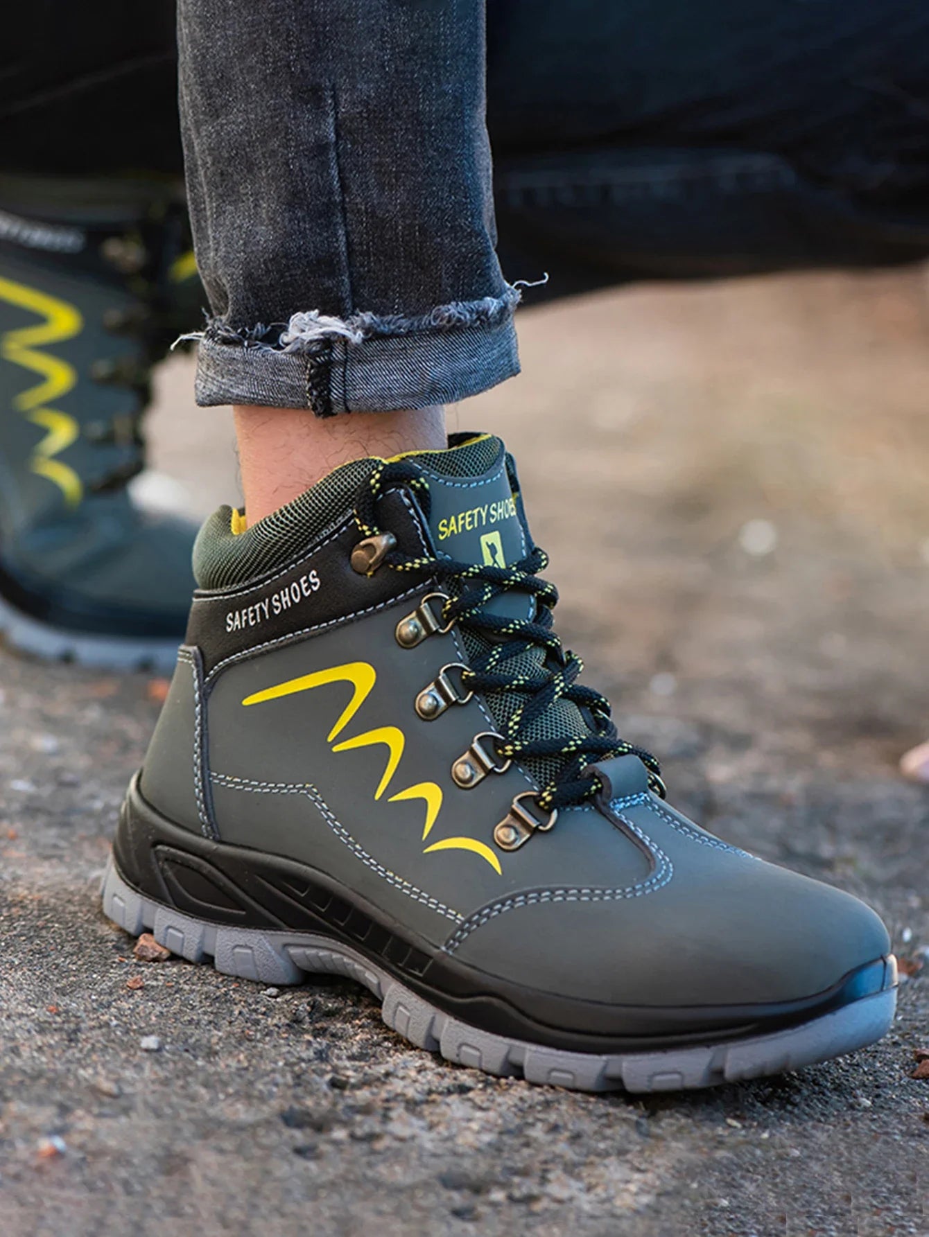 Waterproof Men's Safety Work Boots Steel Toe Shoes Anti Impact And Anti-Puncture Outdoor Adventure Hiking Industrial Boots