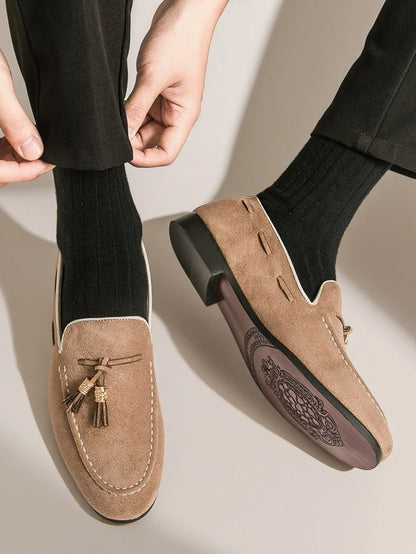 New Fashion Tassel Slip On Loafers Suede Leather Men Shoes Classic Dress Office Daily Business Party Casual Shoe for Man