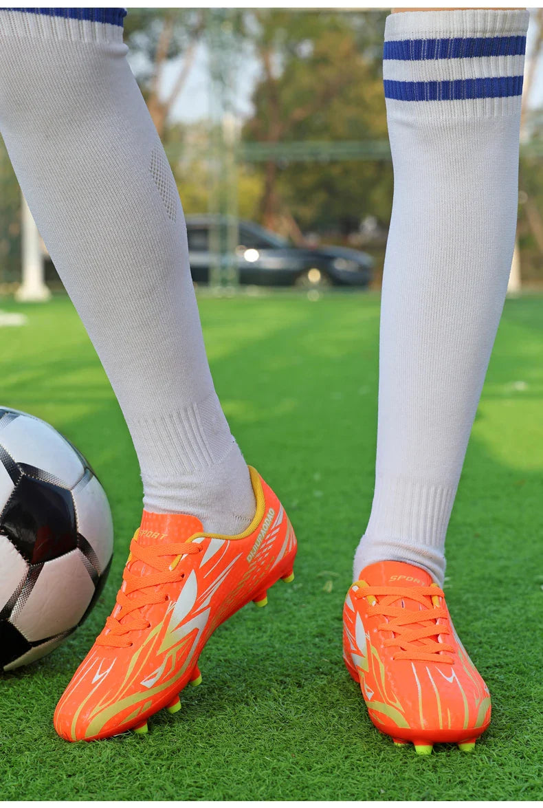 Outdoor Children's Football Shoes Low-cut Kids Soccer Shoes Sports Shoes Comfy Non-Slip Training Shoes For Boys Futsal Sneakers
