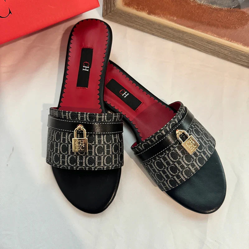 Women's Wearable Beach Slippers Flat Minimalist Letter Printed Designs Niche Women's Commute Vacation Slippers