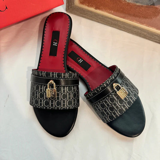 Women's Wearable Beach Slippers Flat Minimalist Letter Printed Designs Niche Women's Commute Vacation Slippers
