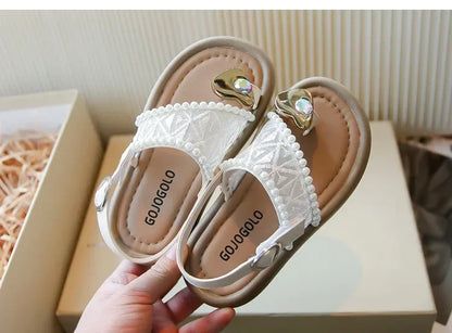 2025 Summer New Children Princess Pearl Cool Slippers for Girl Anti Slip Beach Sandals Toe Covering Casual Versatile Style Flats