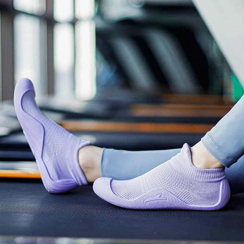 Beach shoes driving shoes fitness shoes jump rope shoes thin sole shoes yoga shoes driving shoes light shoes
