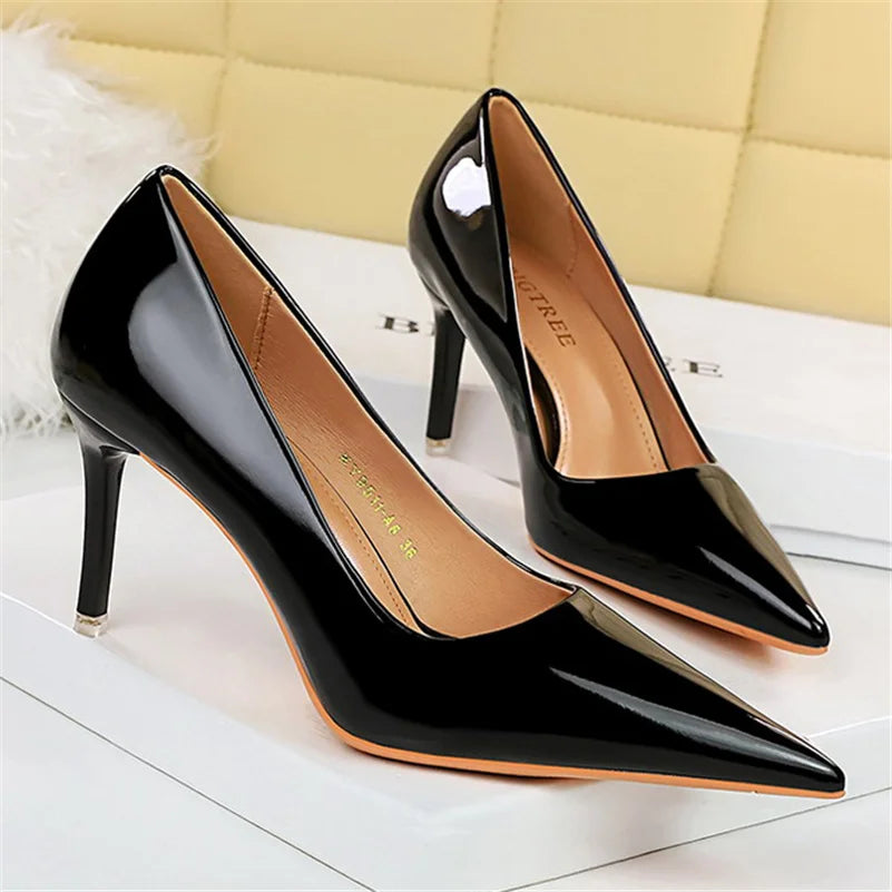 Women 7.5cm 10.5cm High Heels Wedding Bridal Classic Pumps Lady Scarpins Metallic Leather Low Heels Stiletto Nude Office Shoes