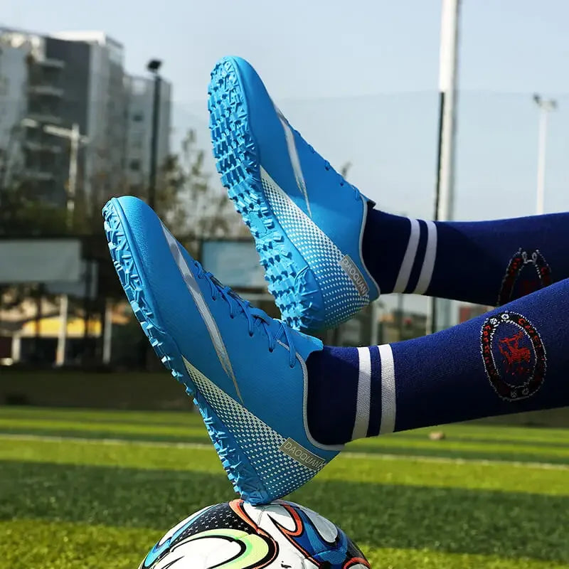 Men Football Boots Cleats Grass Sneakers Breathable Professional Soccer Shoes Outdoor Training Shoes Zapatos De Futbol Sport