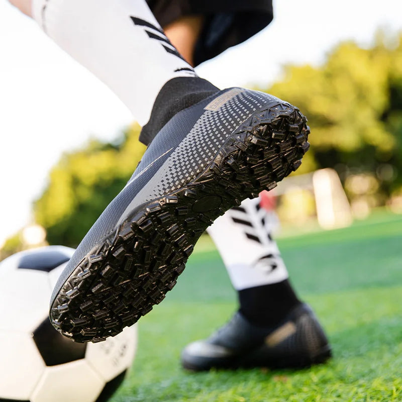 Size 35-45 Soccer Shoes AG/TF Football Boots Kids Boy Girl Ultralight Soccer Cleats Sneakers  botas de futbol