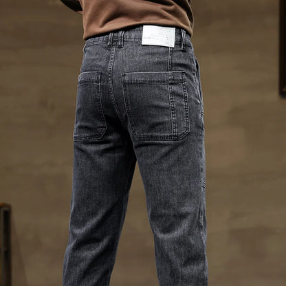 Calça Jeans Masculina Solta de Pernas Retas com Design Versátil de Seis Bolsos, Elástica e Confortável para Atividades ao Ar Livre, Caminhadas, Todas as Estações