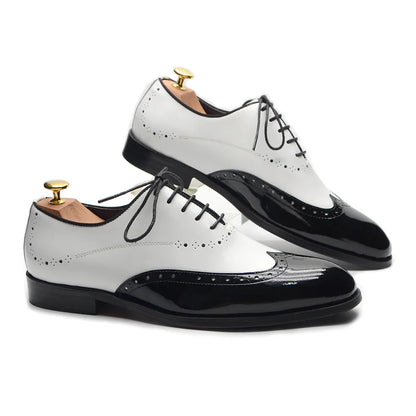 Formal Oxfords Shoes for Men White Black Real Cow Patent Leather Business Lace-up Wingtip Toe Brogue Wedding Mens Dress Shoes