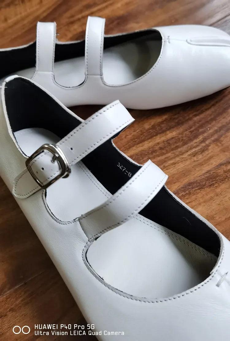 Fashion Women's Shoes New High Quality Leather Split Toe Mary Jane Shoes Comfortable Low Heel Women Shoes Lolita