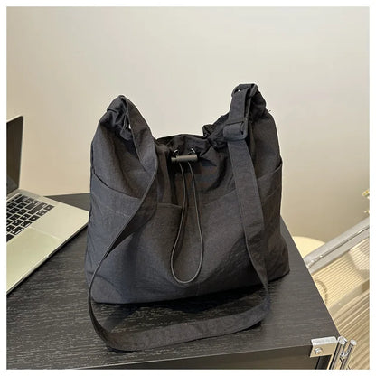 Large Capacity Versatile Shoulder Bag for Women's Summer Popular Lightweight Crossbody Bag Minimalist Tote Handbag