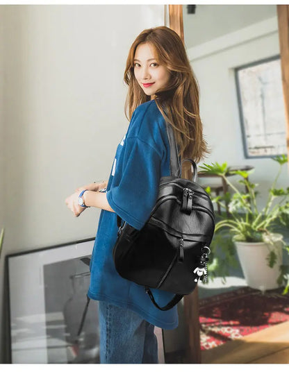 Gift non-violent bear backpack women's simple black casual backpack women's one-shoulder crossbody bag bag women