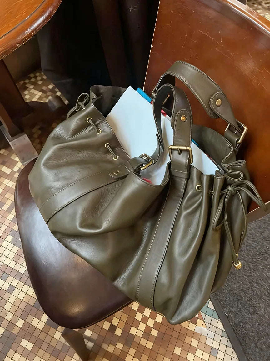 2025 Sac à main à bandoulière Simple pour femmes, sac Boston élégant et polyvalent, sac de travail intérieur en Polyester doux
