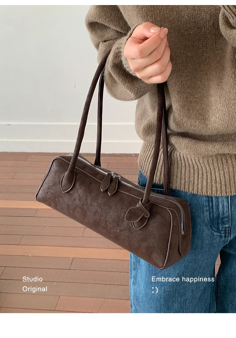 Vintage Suede Long Shoulder Bag 2026 New Women Shoulder Bag Luxury Ladies Handbag Female Commuter Shopping Underarm Bag