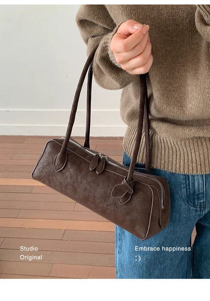 Vintage Suede Long Shoulder Bag 2026 New Women Shoulder Bag Luxury Ladies Handbag Female Commuter Shopping Underarm Bag