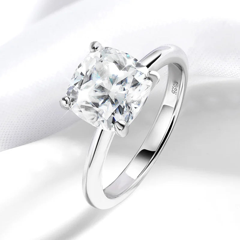 1CT 2CT 3CT 3.5CT 5CT Cushion Cut Moissanite Rings for Women Pass Diamond Test 925 Sterling Silver Wedding Band Wholesale