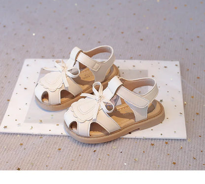 Girls Summer Sandals Toe-covered Anti-kick 2025 Brand New Children Flat Sandals Princess INS Hot Trend Toddler Clog Shoes I03055