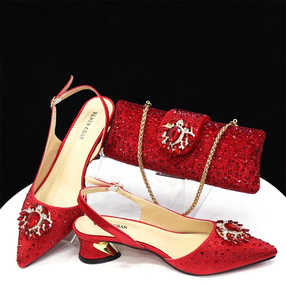 Sandálias Azul Royal Femininas Scarpin de Luxo Salto Médio Design de Strass Sapatos e Bolsas para Festa
