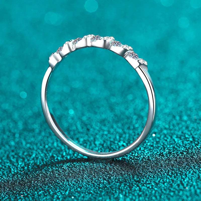 0.2ct White Gold Plated Moissanite Ring for Women Girls Trend 100% S925 Sterling Silver Jewelry Sparkling Diamond Rings