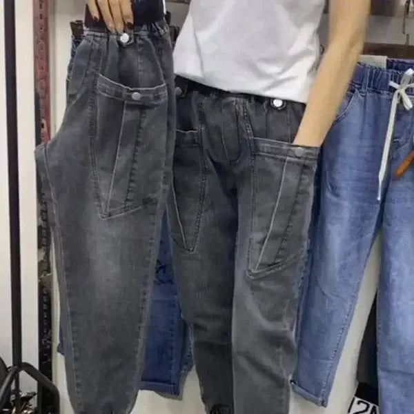 Calça Jeans Feminina Elástico na Cintura com Amarração no Tornozelo