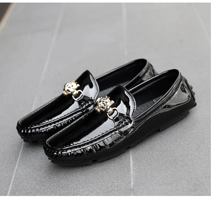 2025 Spring and Summer New Internet Celebrity Glossy Leather Peas Shoes Men's Large Size Slip-On Trendy Fashion Handmade Men's Shoes