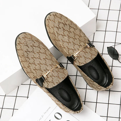 Luxury Grey Men's Loafers 2025 Comfortable Flat Moccasin Men Dress Shoes Casual Business Leather Shoes for Men zapatos de cuero