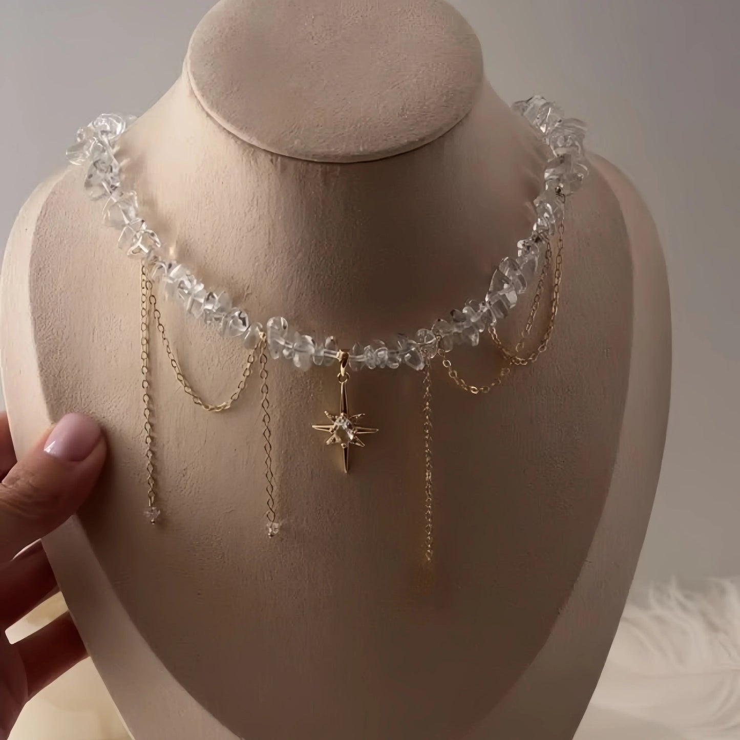 New Irregular Choker Vintage Tassels Zircon Heart Pendant Necklace For Women Female Geometric Baroque Transparent Crystal Chain