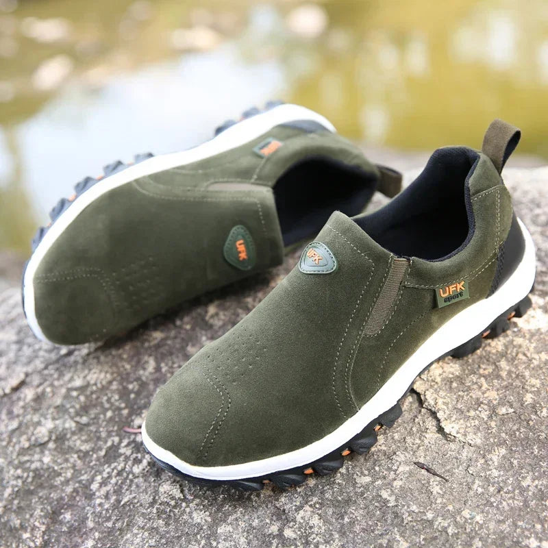 Casual Men's Sports Shoes Outdoor Walking Loafers Comfortable Shoes Fashionable and Lightweight Plus Size 38-50
