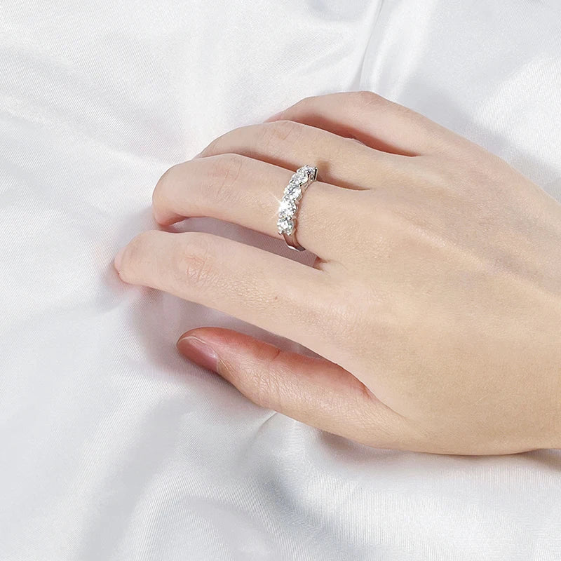White Gold D Color 4mm Moissanite Ring for Women 1.5CTTW Stone Match Diamond Wedding Band Bride S925 Sterling Silver