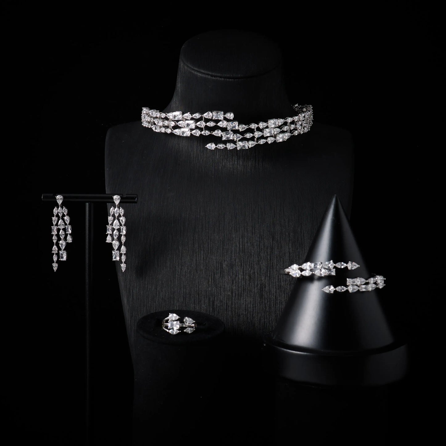 Choker Necklace Sets for Women Cubic Zirconia Choker Jewellery Set Dubai Saudi Party Engagement Accessory Bridal