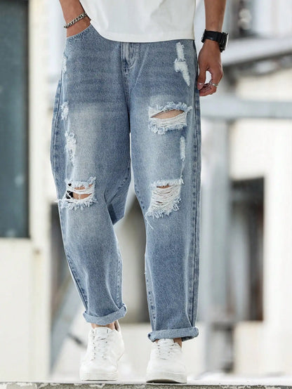 Men's Blue Ripped Denim Harem Pants for Spring and Autumn. Street Fashion. Casual Trend 。