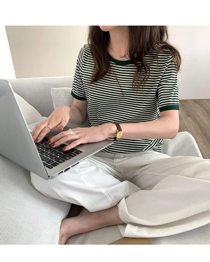 Striped Short Sleeve T-shirt Women's Summer New Korean Version Loose Retro Contrast Slim Round Neck Top Women's Fashion Casual