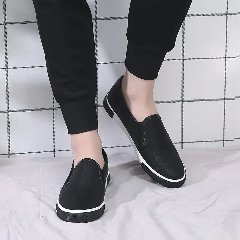 Men's Seasonal Feet Set Fashion New Little White Shoes Men's Flat Bottom Rubber Shoes Skateboard Leisure Work Shoes