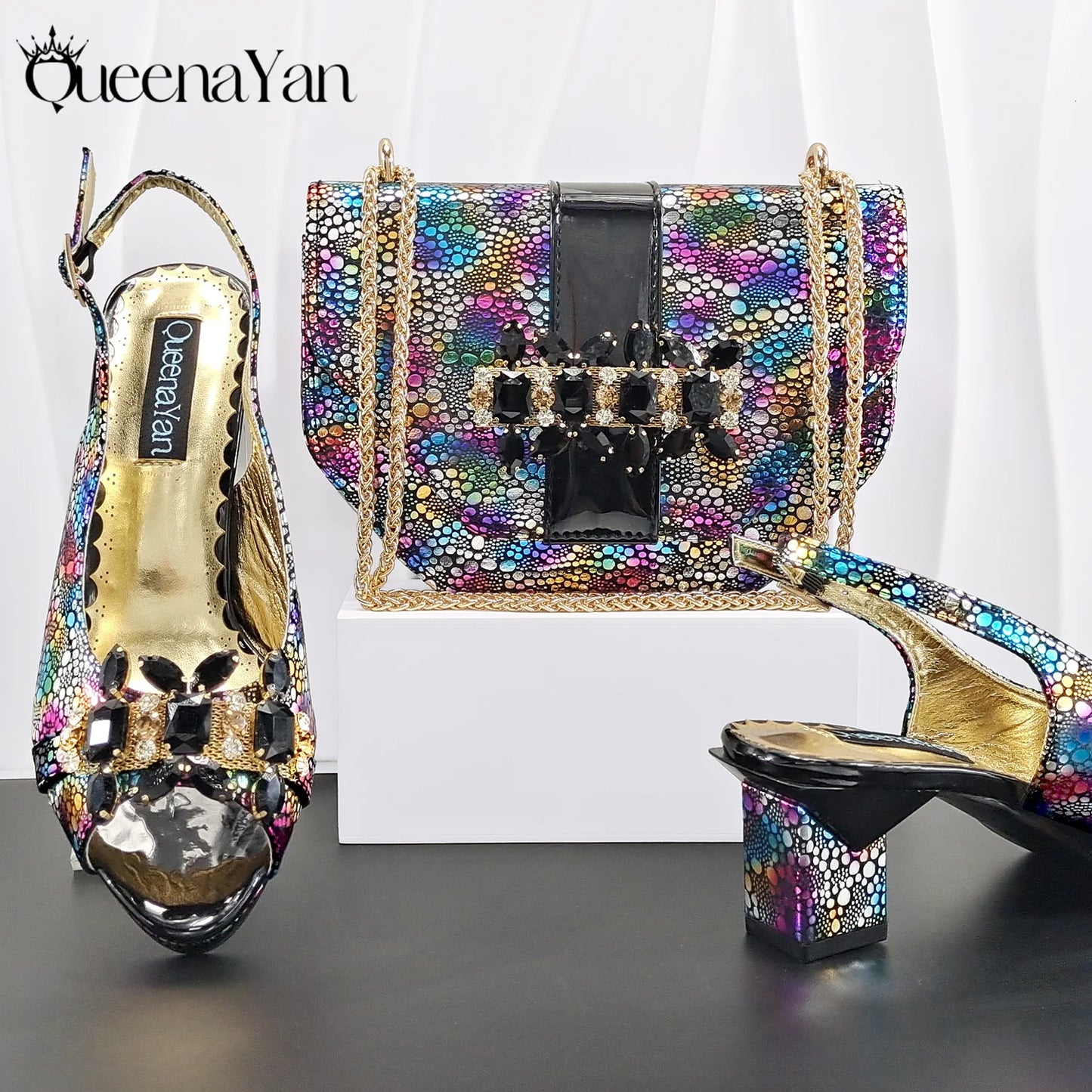 Nigerian Style Rhinestone Embellished Three-Dimensional Bag And Good Material Peep Toe Pumps Elegant Clutch Bag Women Shoes