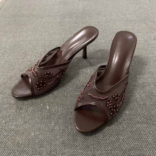2026 Elegant Brown String Bead Mesh Embroider Slippers Women Summer Sexy Peep Toe High Heels Mules Sandals Luxury Designer Shoes