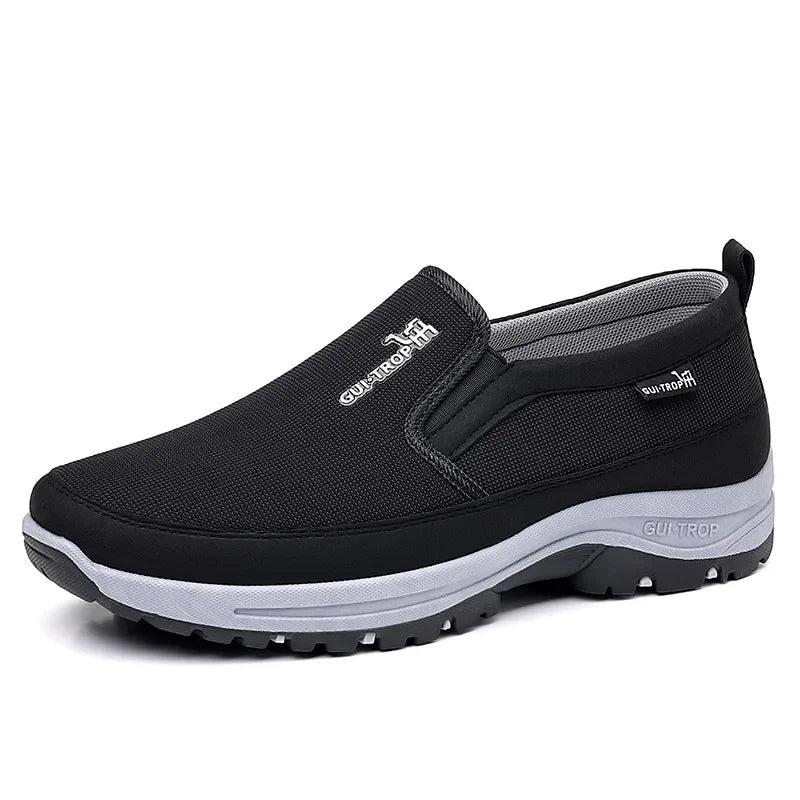 Loafers Men Sneakers Mesh Breathable Non-Slip Slip On Vulcanized Shoes Soft Sole Solid Color Comfortable Water Shoes