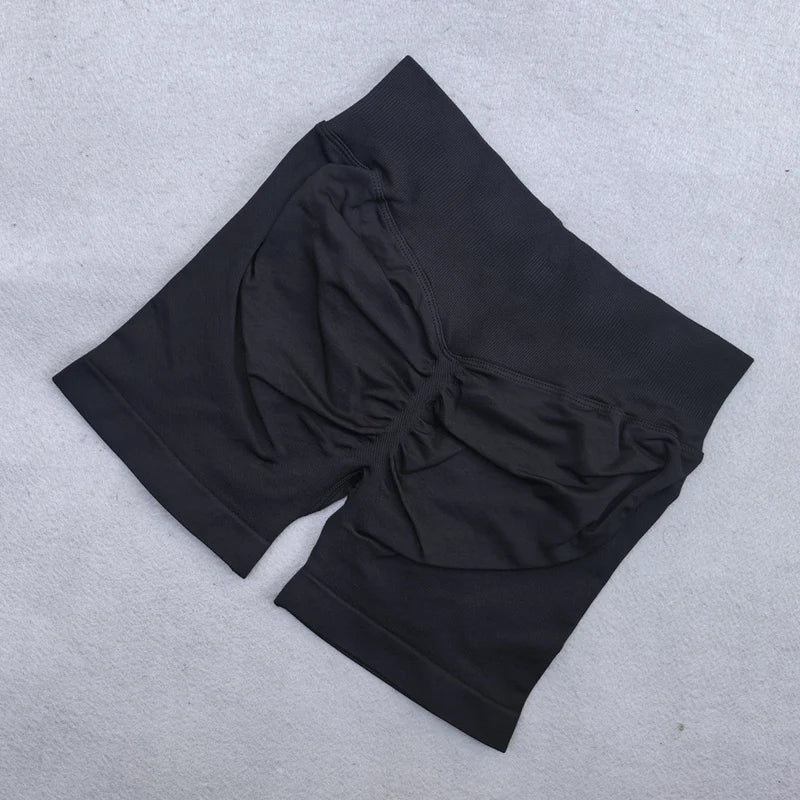 New Seamless Yoga Set Women 2Pcs Padded Halter Tank Top Scrunch Butt Lifting Gym Shorts Set Summer Sportswear Workout Clothes