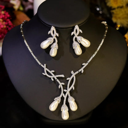 New Unique Pearl Flower Design Necklace Sets for Women Accessories Luxury Dubai Bridal Wedding Jewelry X0576