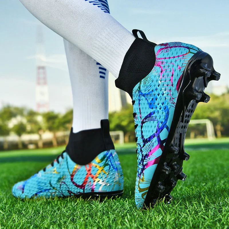 Spiked Comfortable Breathable Competition Soccer Cleats for Training and Matches