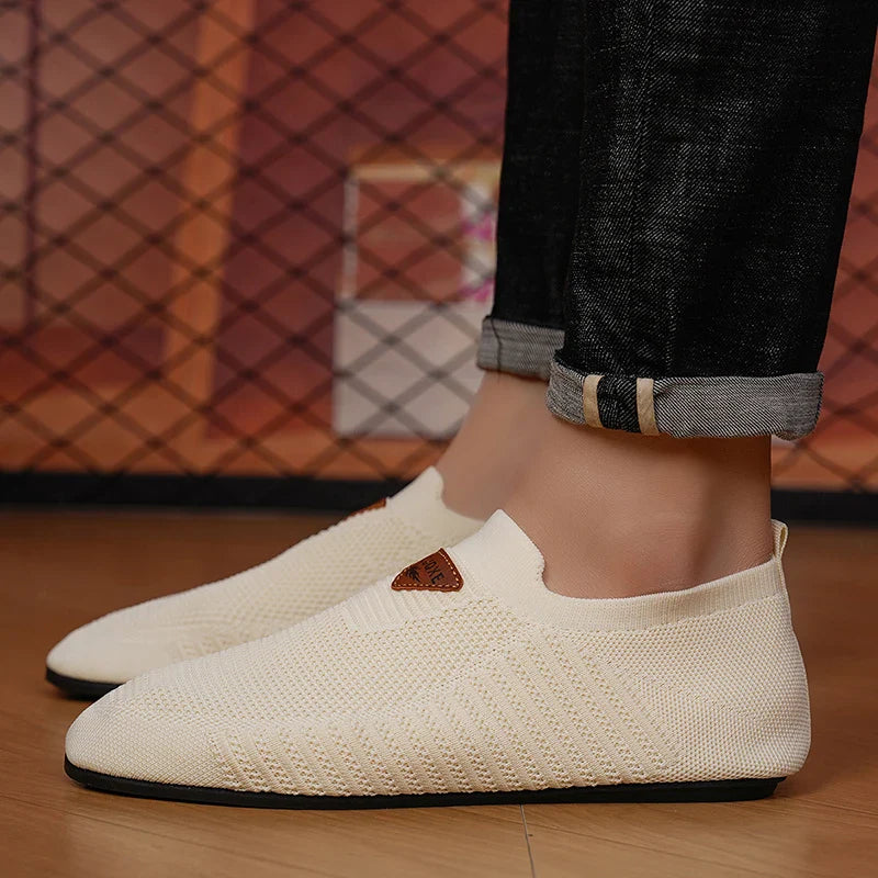 Men's Shoes Breathable Thin Bottom Light Driving Loafers Casual Socks Shoes Men Slippers Comfortable Walking Mens Shoes
