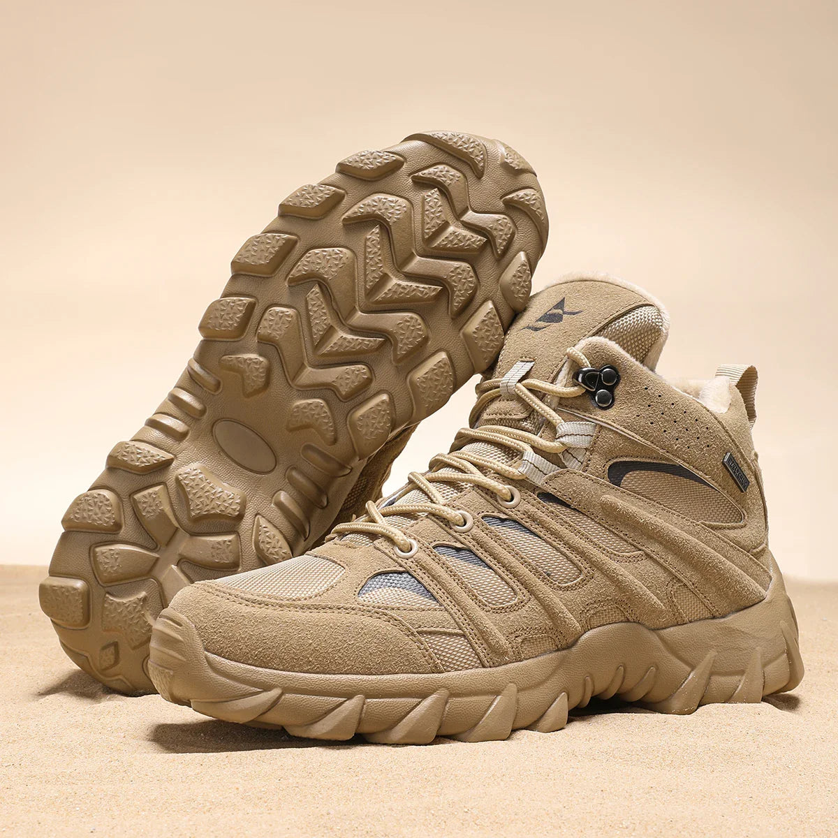 New Men High Quality Leather Boots Fishing Hunting Sneakers Desert Combat Men's Boots Outdoor Hiking Shoes Ankle Boots Work Safe