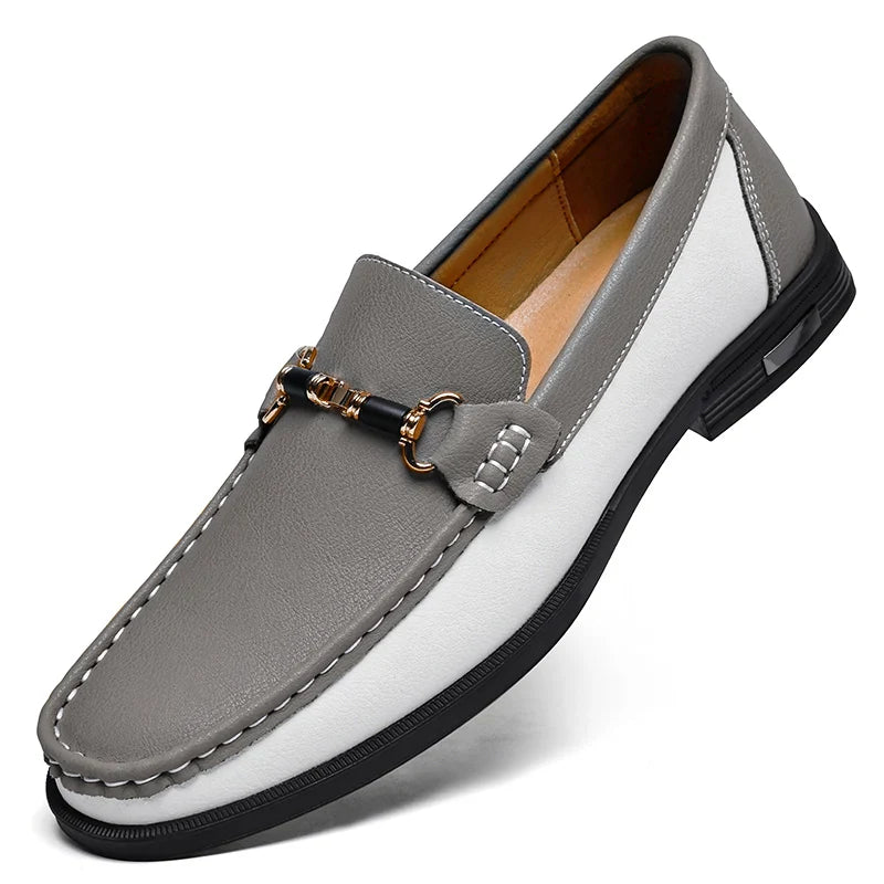 Sapatos Masculinos de Couro Genuíno de Marca de Luxo Mocassins de Casamento Sem Cadarço Nova Tendência Fivela de Metal Sapatos Masculinos Versáteis para Negócios